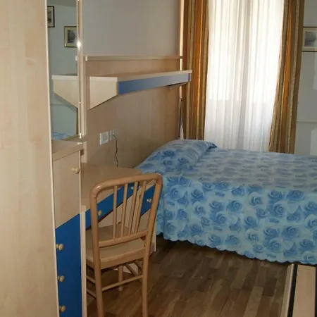 Hotel Milano 3*