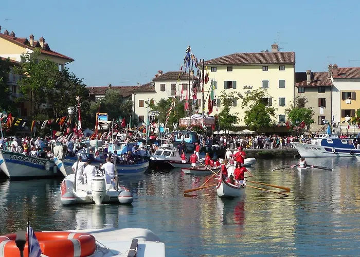 ホテル Milano グラード