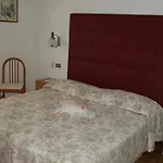 Готель Milano
