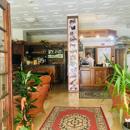 Milano فندق غرادو