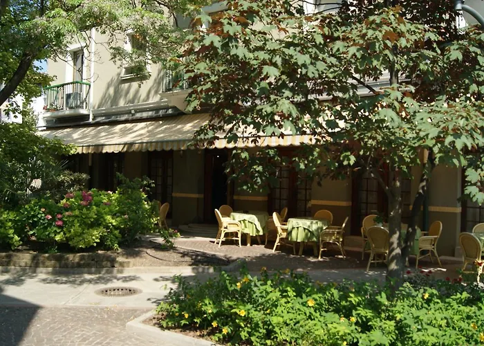 Milano Готель Градо